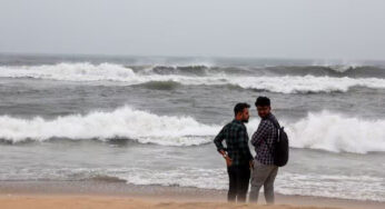 Chennai weather today: Tamil Nadu, Puducherry brace for heavy rain ahead of Cyclone Fengal, schools shut | 10 updates